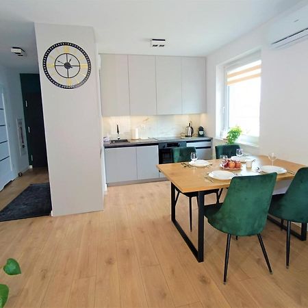 Apartament Nr15 Z Parkingiem Podziemnym Torun Exterior foto